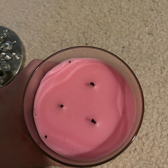 RARE🔥 USED Bath and Body Works Girl Gang Pink Bubblegum 3-Wick Candle - Picture 4 of 4